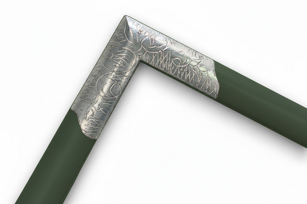 Méplat 25 Couleur angles gravés or blanc