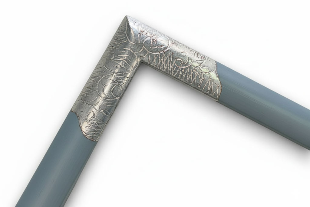 Méplat 25 Couleur angles gravés or blanc